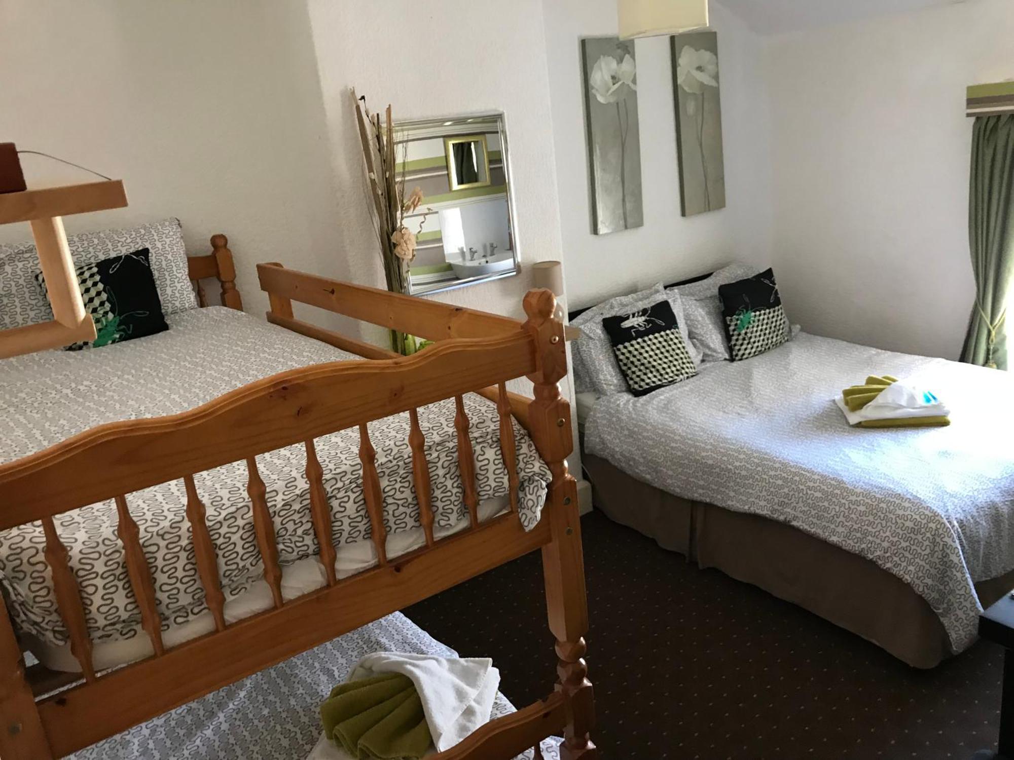 Westbourne House Bed & Breakfast Blackpool Room photo